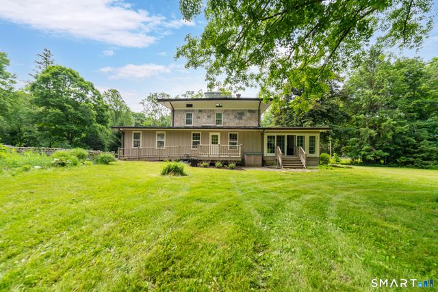 1917 Main Street North, Woodbury, CT 06798