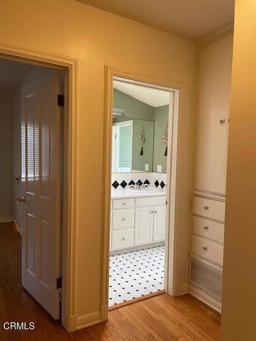 1650 Ard Eevin Avenue, Glendale, CA 91202