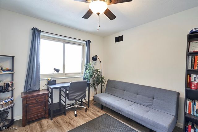 18501 Hilliard Boulevard, Rocky River, OH 44116