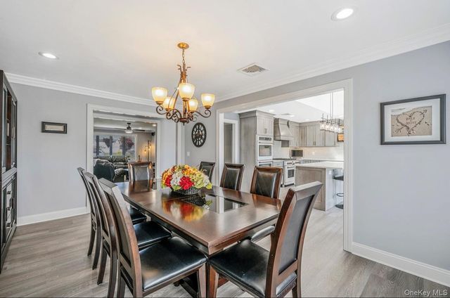 25 Harbor Court, Copiague, NY 11726