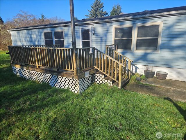 2007 41st Place, Seaview, WA 98644