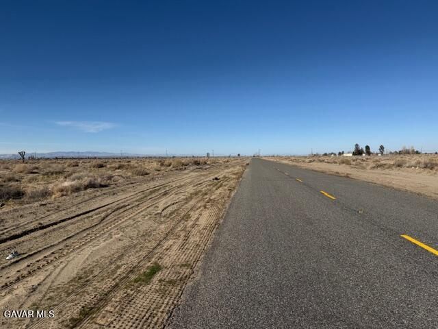 120th St East & Vic Ave H4, Lancaster, CA 93535