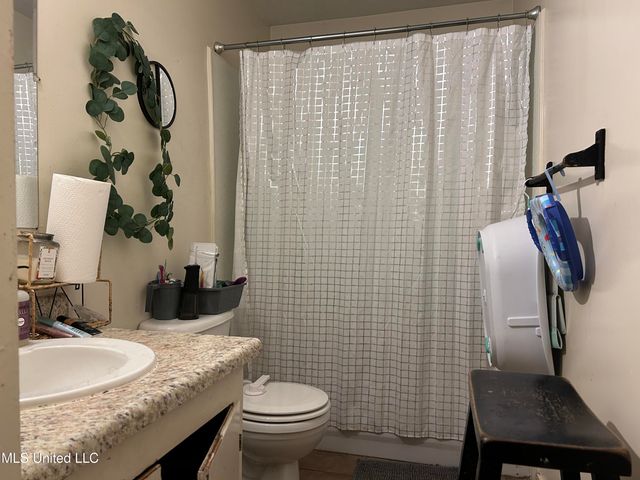 2008 W Northside Drive, Clinton, MS 39056