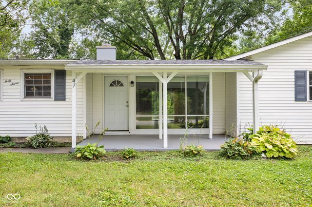 47 Brookside Drive, Whiteland, IN 46184