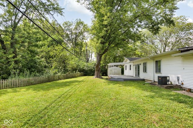 47 Brookside Drive, Whiteland, IN 46184