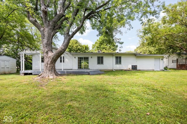 47 Brookside Drive, Whiteland, IN 46184