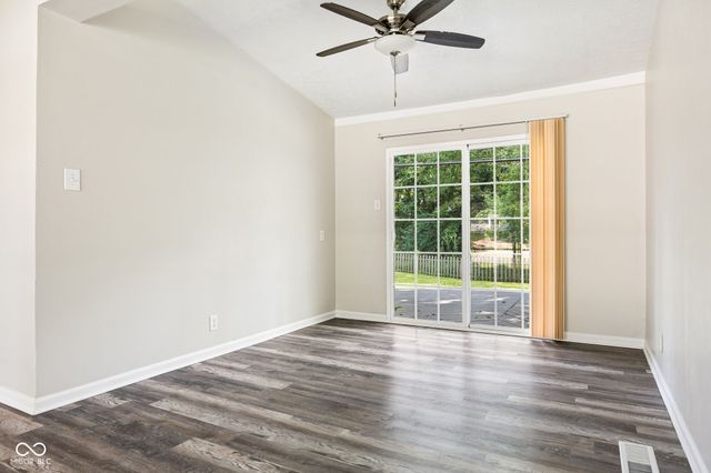 47 Brookside Drive, Whiteland, IN 46184
