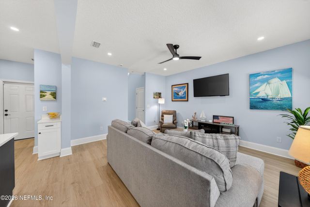 1337 ROXIE Street, Jacksonville, FL 32233
