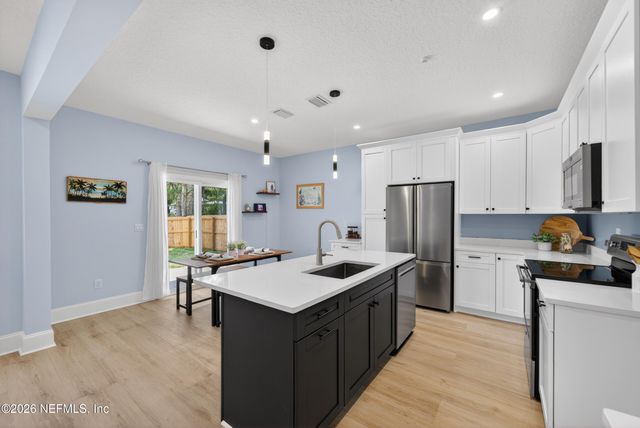 1337 ROXIE Street, Jacksonville, FL 32233