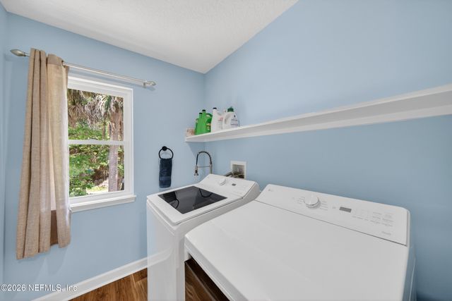 1337 ROXIE Street, Jacksonville, FL 32233