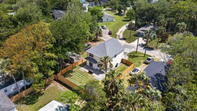 1337 ROXIE Street, Jacksonville, FL 32233