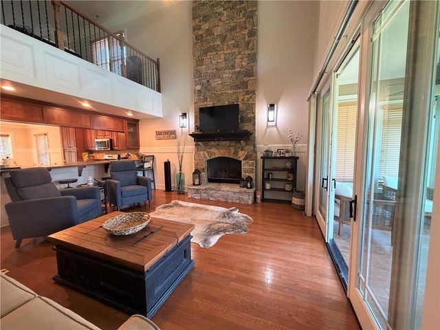 2261 Eastgate Drive E, Hiawassee, GA 30546