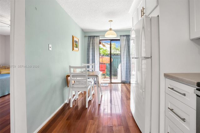 402 SE 14th St, Dania Beach, FL 33004