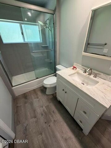 6807 Henno Court, Port Orange, FL 32128
