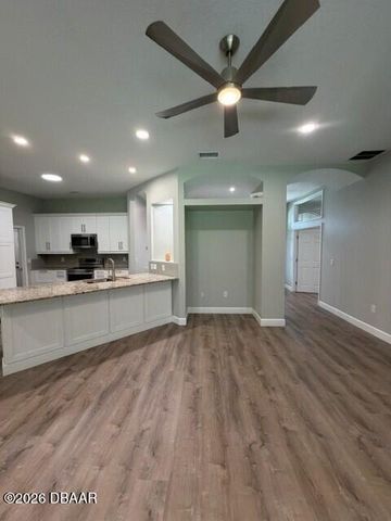 6807 Henno Court, Port Orange, FL 32128