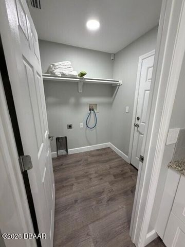6807 Henno Court, Port Orange, FL 32128