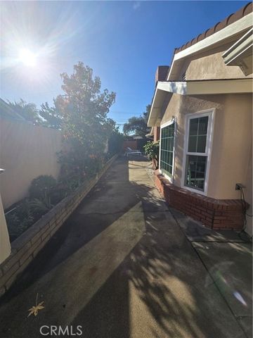 564 E Fellows, Orange, CA 92865