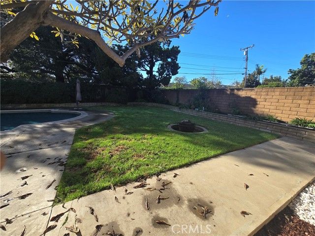 564 E Fellows, Orange, CA 92865