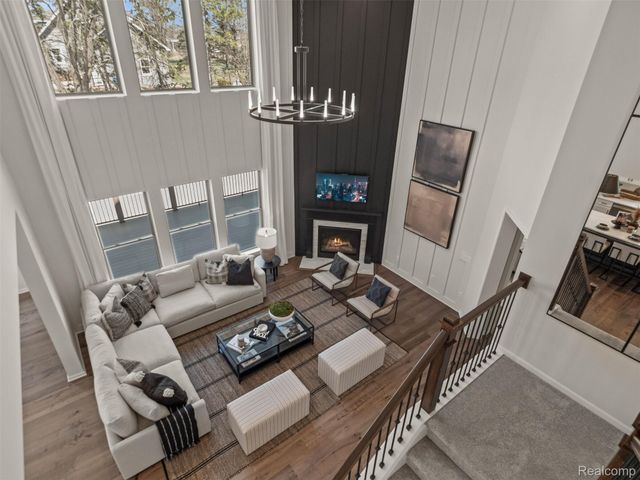 12234 Romeo Lane, Washington Township, MI 48094