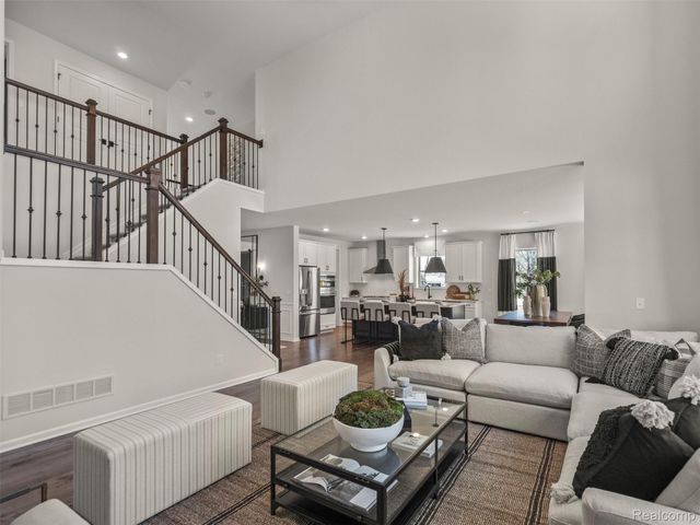 12234 Romeo Lane, Washington Township, MI 48094