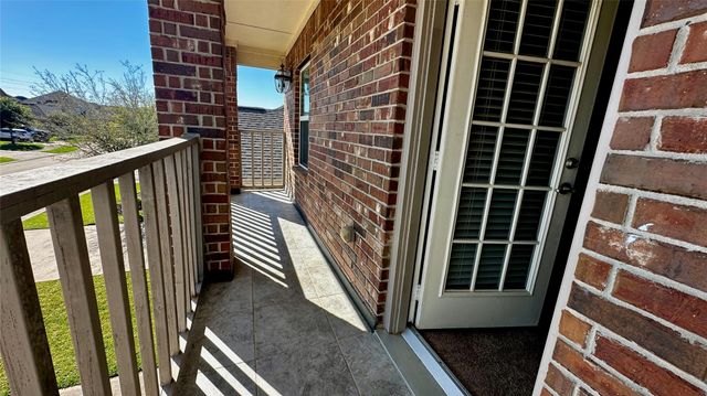 29914 Secret Cove Lane, Brookshire, TX 77423