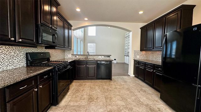 29914 Secret Cove Lane, Brookshire, TX 77423