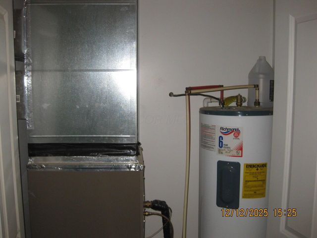 8873 Canoe Drive, Galloway, OH 43119