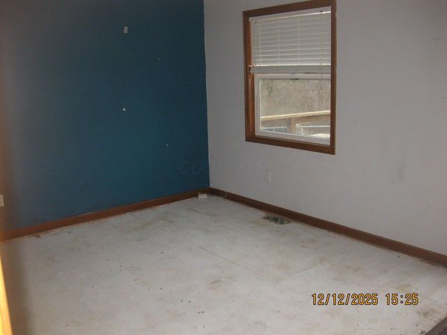 8873 Canoe Drive, Galloway, OH 43119