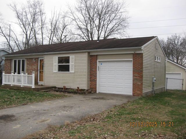 8873 Canoe Drive, Galloway, OH 43119