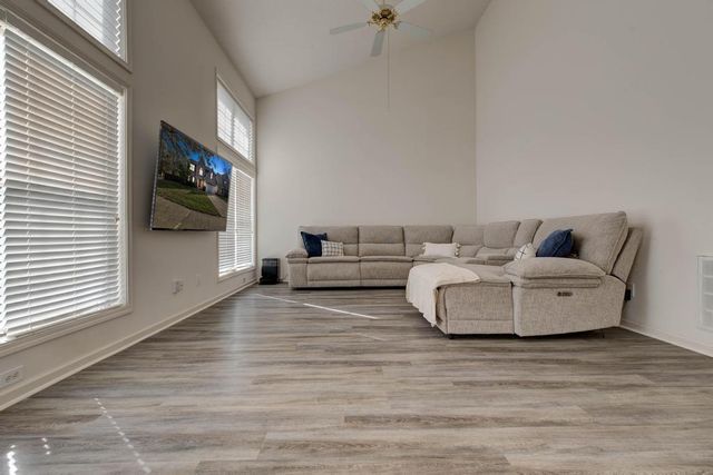 4153 Boone Creek Road, Lexington, KY 40509