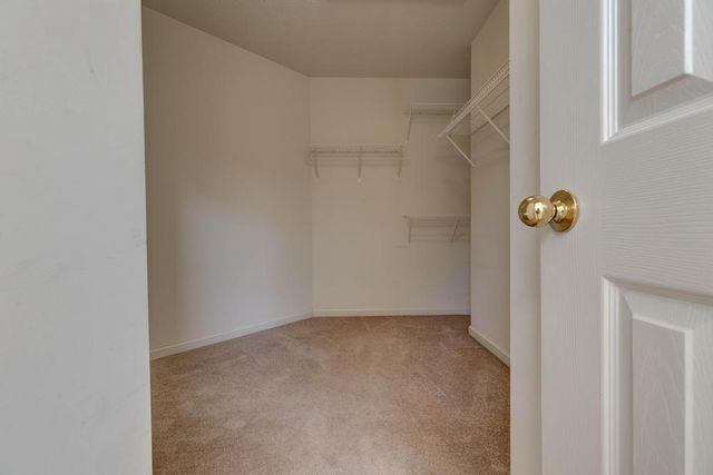 4153 Boone Creek Road, Lexington, KY 40509