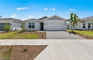 601 Oasis Lake PL, Lehigh Acres, FL 33936