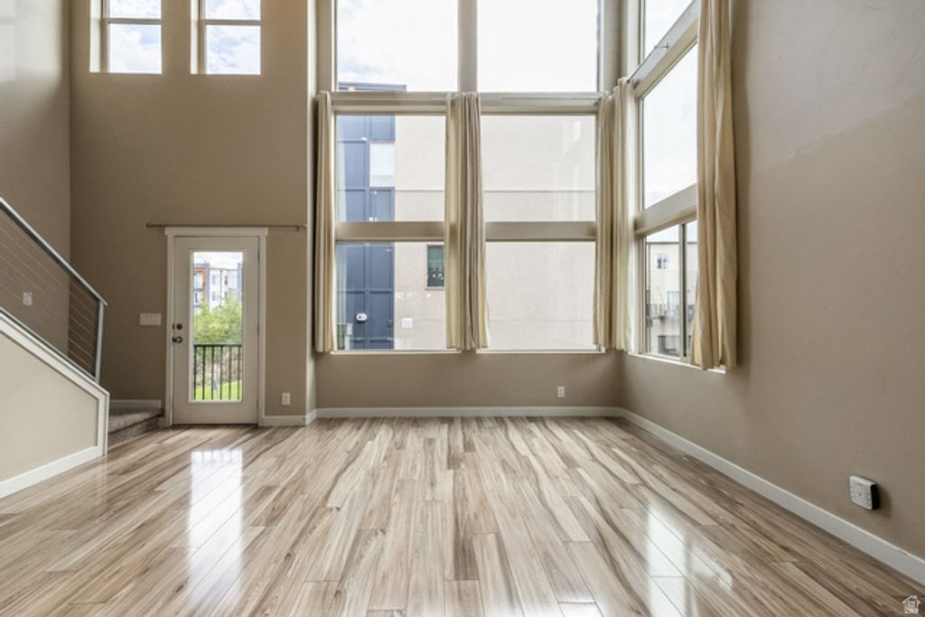 22 W TYTUS DR, Murray, UT 84107 — photo 3