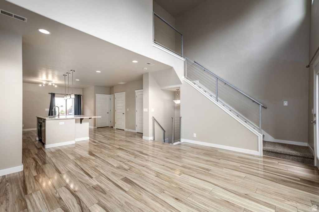 22 W TYTUS DR, Murray, UT 84107 — photo 4