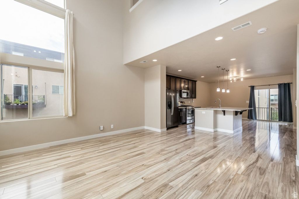 22 W TYTUS DR, Murray, UT 84107 — photo 5
