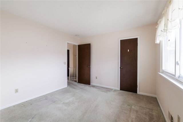 734 Eastbrooke Lane, Brighton, NY 14618