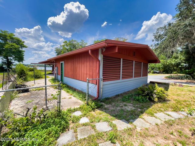 2292 SE 170TH AVENUE Road, Silver Springs, FL 34488