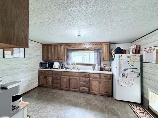 536 Olive Street, Chippewa Falls, WI 54729