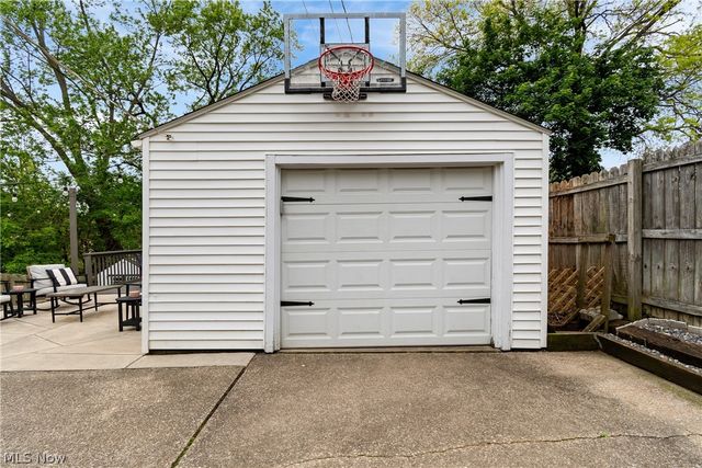 2536 23rd Street, Cuyahoga Falls, OH 44223