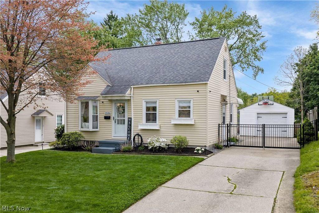 2536 23rd Street, Cuyahoga Falls, OH 44223