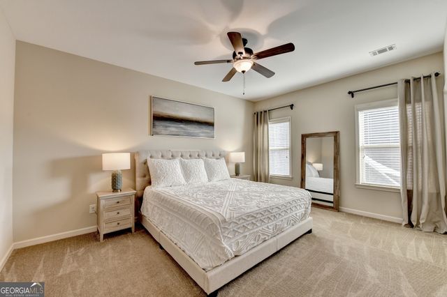 5731 Autumn Flame Drive, Braselton, GA 30517