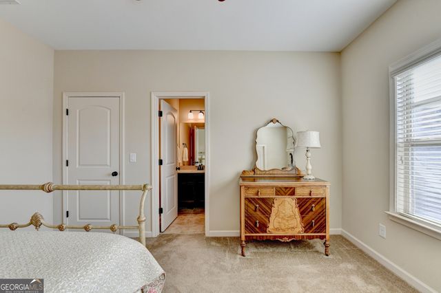 5731 Autumn Flame Drive, Braselton, GA 30517