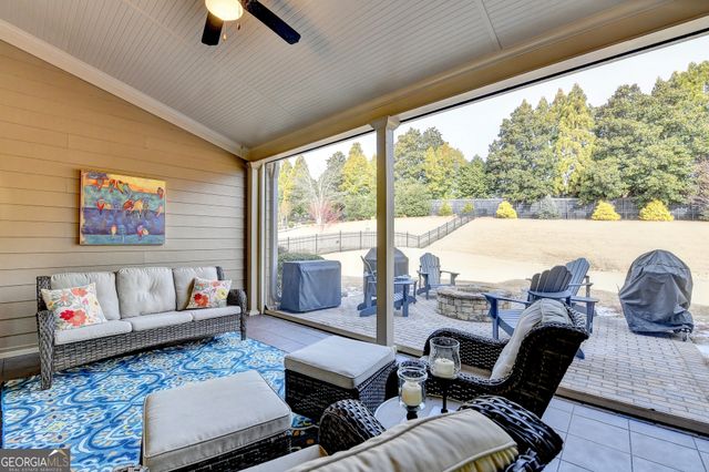 5731 Autumn Flame Drive, Braselton, GA 30517