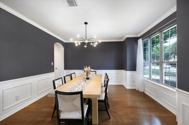 15410 Stone Gables Lane, Houston, TX 77044