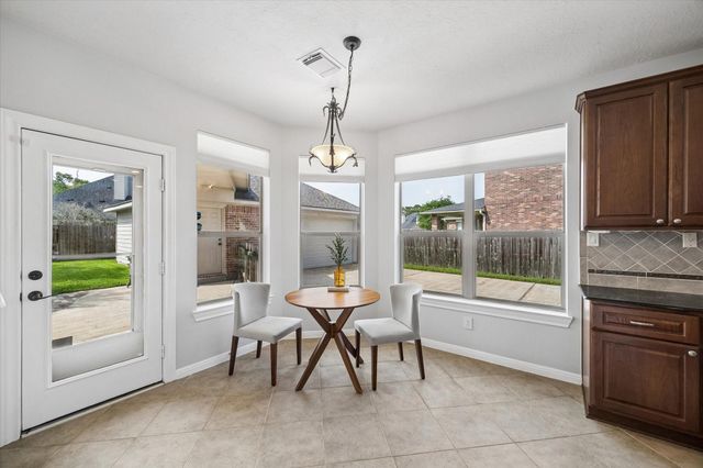 15410 Stone Gables Lane, Houston, TX 77044