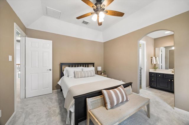 15410 Stone Gables Lane, Houston, TX 77044
