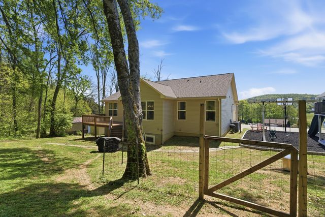 419 Alydar Dr, Watertown, TN 37184