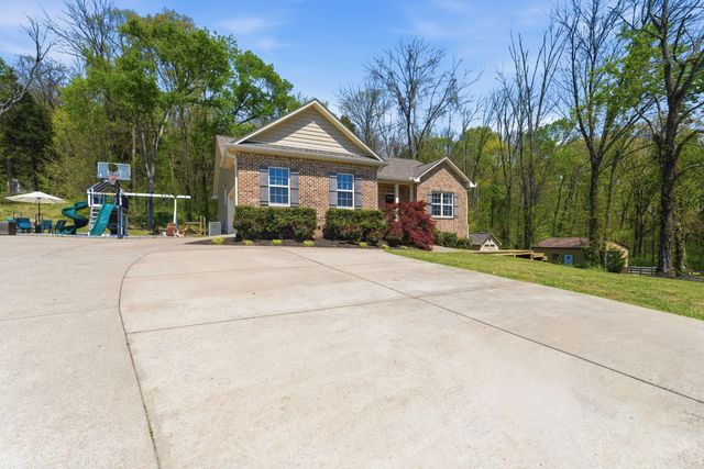 419 Alydar Dr, Watertown, TN 37184