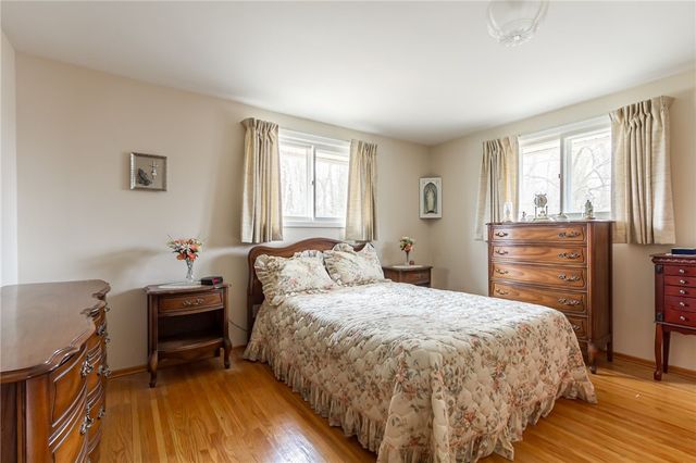 142 Frandee Lane, Greece, NY 14626