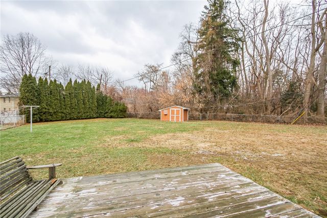 142 Frandee Lane, Greece, NY 14626